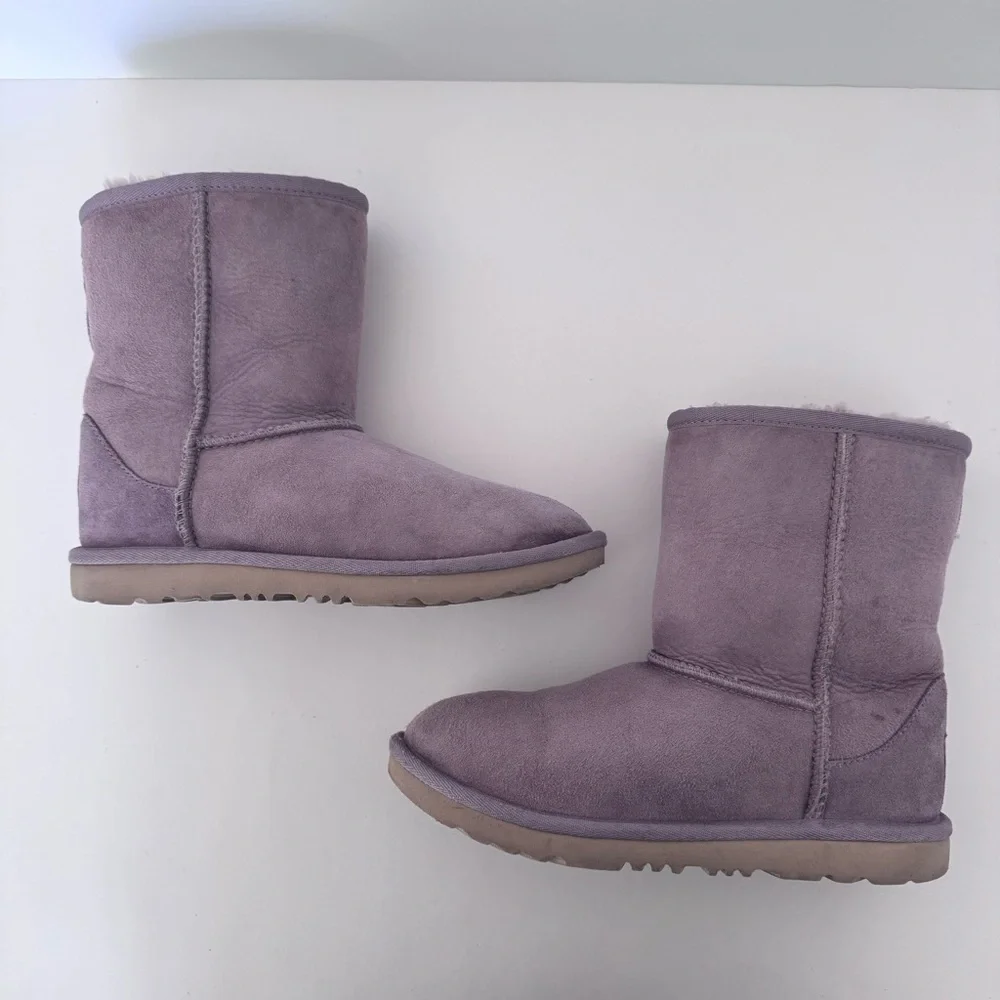 UGG  Classic Short ll Boot Wildflower